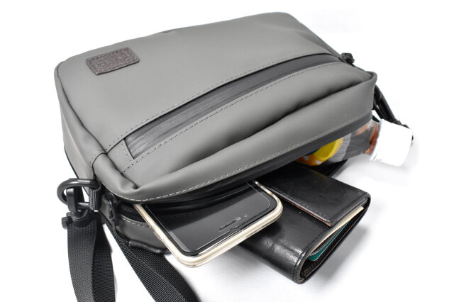 ACTIVE（アクティブ） ショルダーバッグ 「プレリー1957」 NP00810　ブラック　イメージ画像