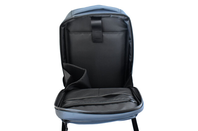 ACTIVE（アクティブ） コンパクトリュック 「プレリー1957」 NP01318　ネイビー　内作り