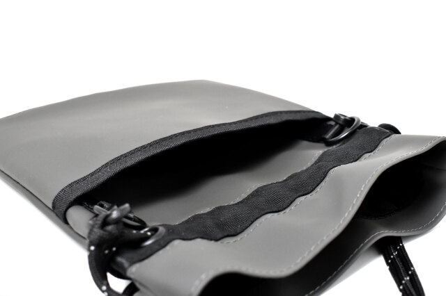 ACTIVE（アクティブ） 防水＆耐久＆軽量　コンパクト巾着ショルダーバッグ 「プレリー1957」 NP01470　商品特徴