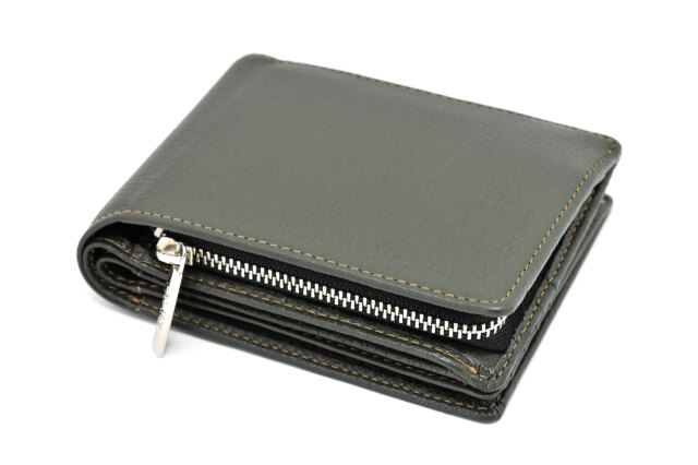 ItalianDeerskin （イタリアンディア） 二つ折り財布（Ｆ小銭入れあり） 「プレリー1957」 NP17814 正面