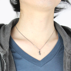 【チタンアクセサリー　レジエ】チタンペンダントトップ　mini星座（おひつじ座）