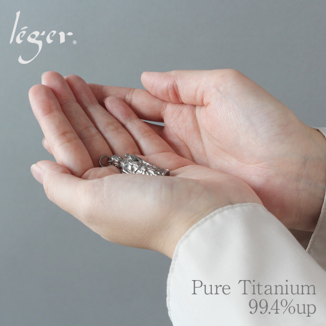 純チタン ペンダントトップ 観音様｜leger レジエ T212