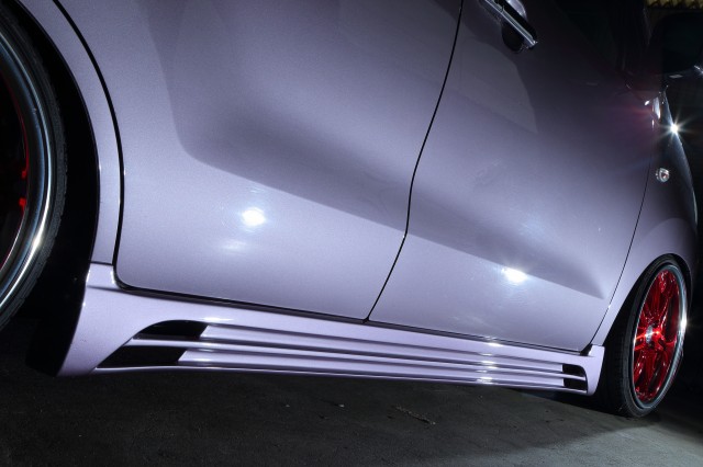 【塗装済】ワゴンR・MH23S　サイドステップ　ジークレーベル※沖縄・離島配送不可 T-3-3.5M