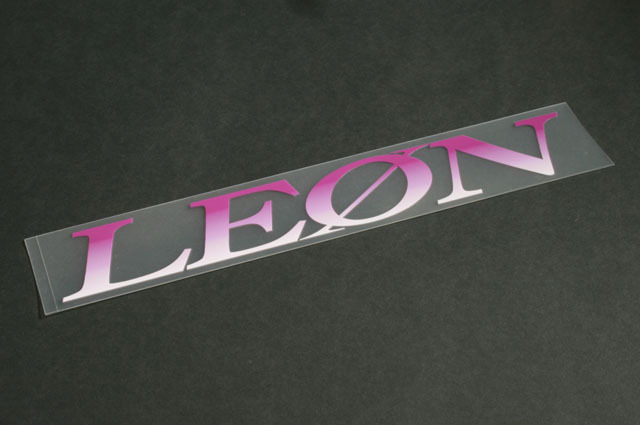 【ステッカー】LEON（大）
