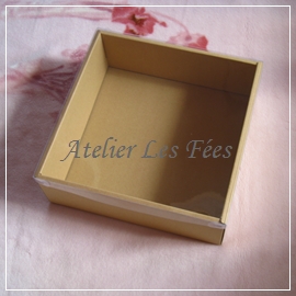 wreath box