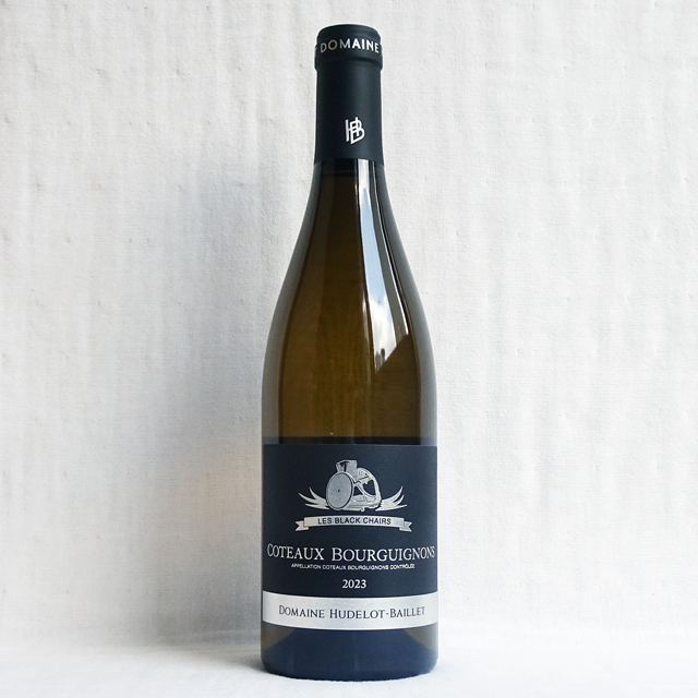 ユドロ・バイエ　コトー・ブルギニオン　ブラン　レ・ブラック・チェアーズ　2023年