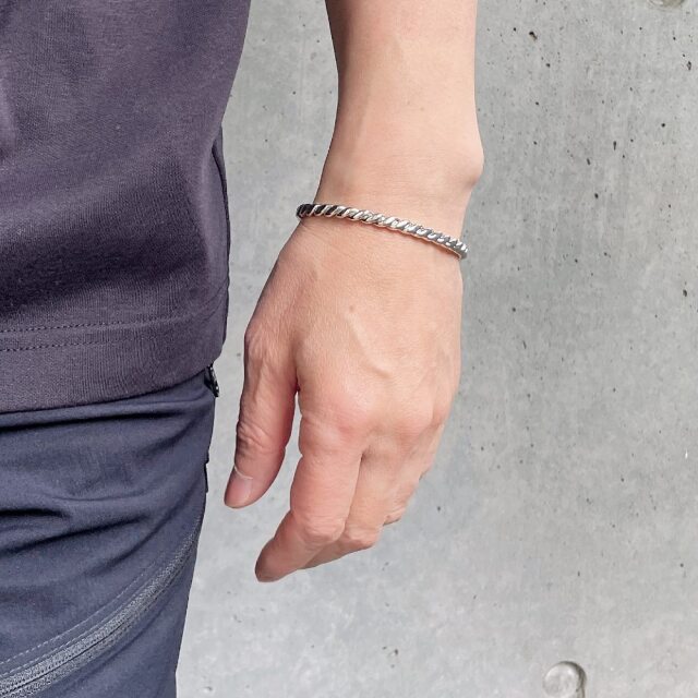 ヴァンユィット 788 シルバー バングル シルバー925/28vingt-huit