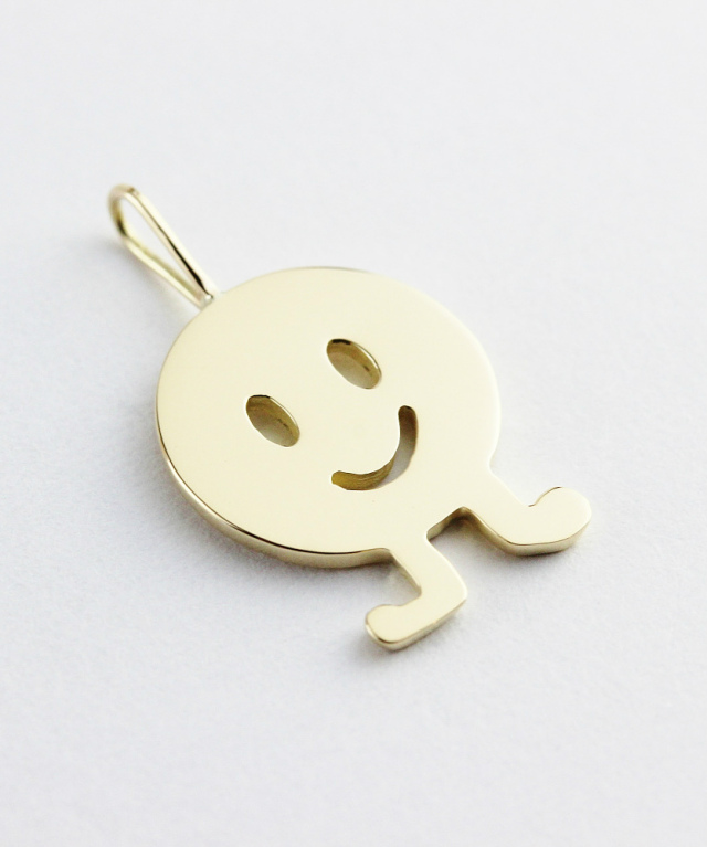 les desseins de DIEU 952 Happy Dance Smile Charm K18YG/レデッサン