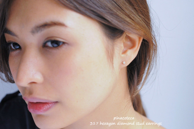 pinacoteca 317 Hexagon Diamond Stud Earrings K18YG