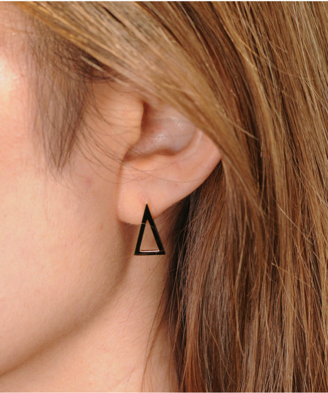 Pinacoteca 715 Shine Isosceles Triangle Stud Earrings K18yg ピナコテーカ シャイン アイソセリーズ トライアングル 二等辺三角形 スタッド ピアス 18金 Pinacoteca 715 Shine Isosceles Triangle Stud Earrings K18yg ピナコテーカ シャイン アイソセリーズ トライアングル 二等辺三角形 スタッド ピアス 18金