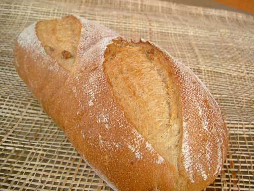 大麦クルミパン