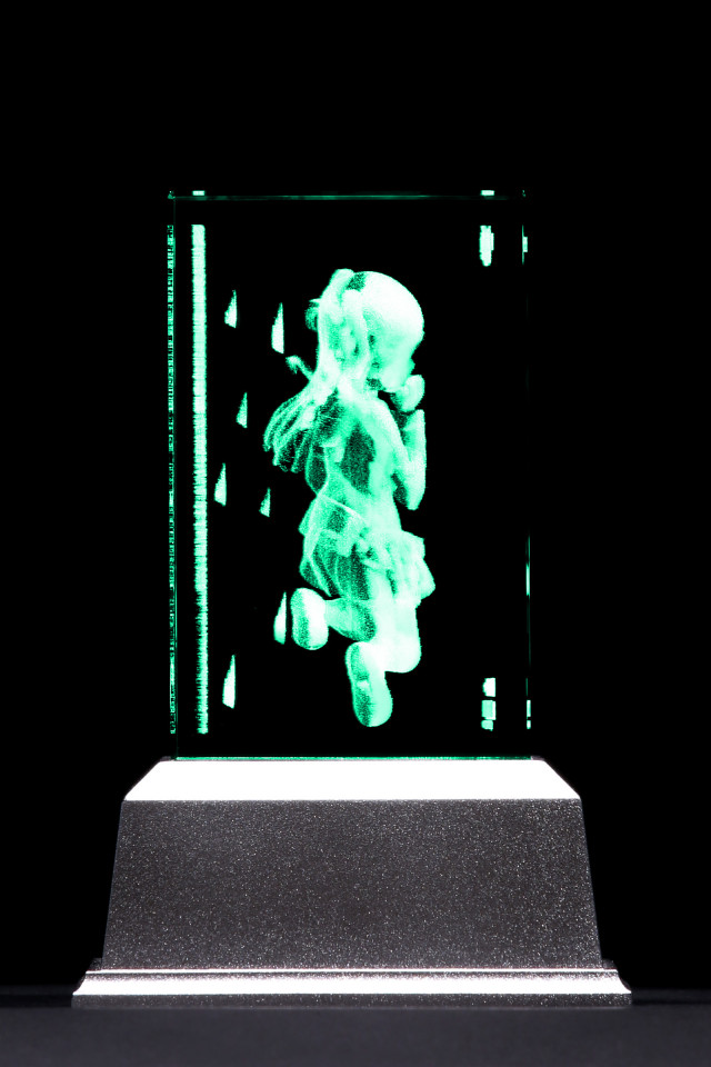 Charlotte 友利奈緒　缶バッジ　key20周年記念品　美品　期間限定価格 41CdPH57aOL._UF350,350_QL50_.jpg