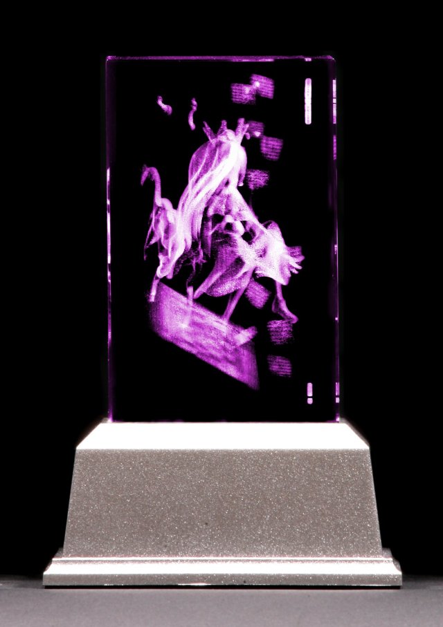 ノーゲーム・ノーライフ 白 プレミアムクリスタル（シリアルナンバー入り） 