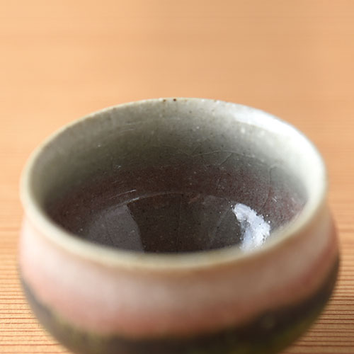 緑紅 豆煎茶碗／亀井 紀子(陶工房 もちの木)