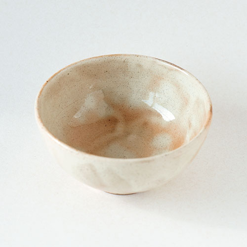 朱粉引き 楕円飯椀／亀井 紀子(陶工房 もちの木)