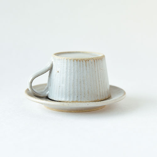 デミカップ＆ソーサー(陶器・しのぎ マットホワイト)／森永 淳俊