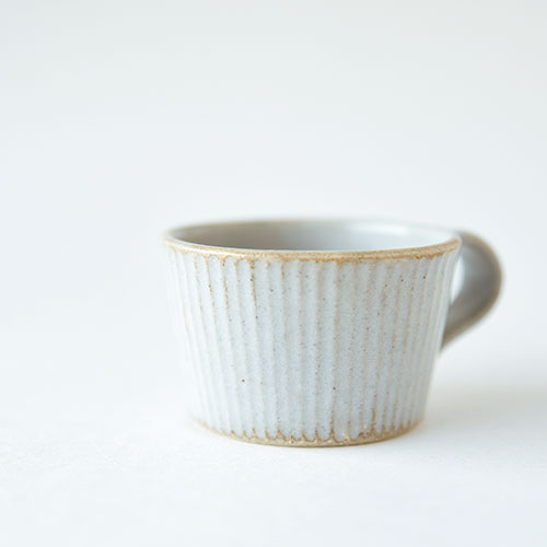 デミカップ＆ソーサー(陶器・しのぎ マットホワイト)／森永 淳俊
