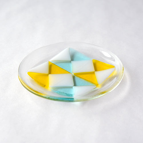 colorful plate・ribbon／吉田成美