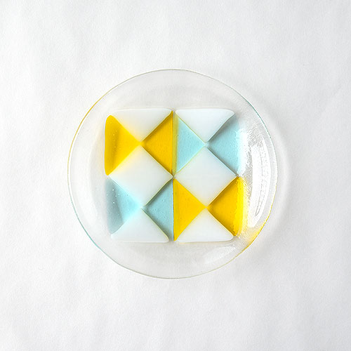 colorful plate・ribbon／吉田成美