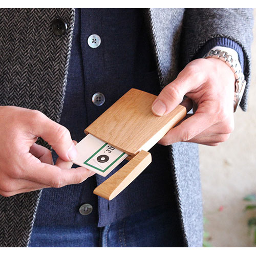 木製カードケース INRO(ナチュラル)／OakVillage｜手しごと雑貨のお店