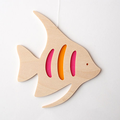 木製モビール 宙を泳ぐ魚(エンゼルフィッシュ)/おとぎ屋