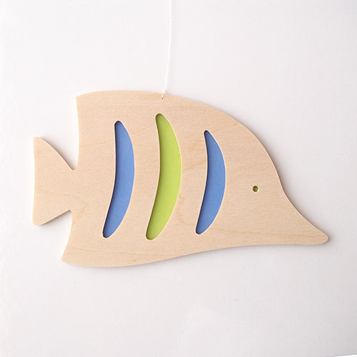 木製モビール・宙を泳ぐ魚【エンゼルフィッシュ】／おとぎ屋｜手しごと