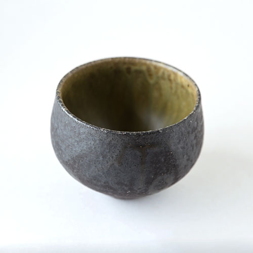 灰釉 ほっこり湯呑・中【陶器】／十河 隆史(T-POTTERY)