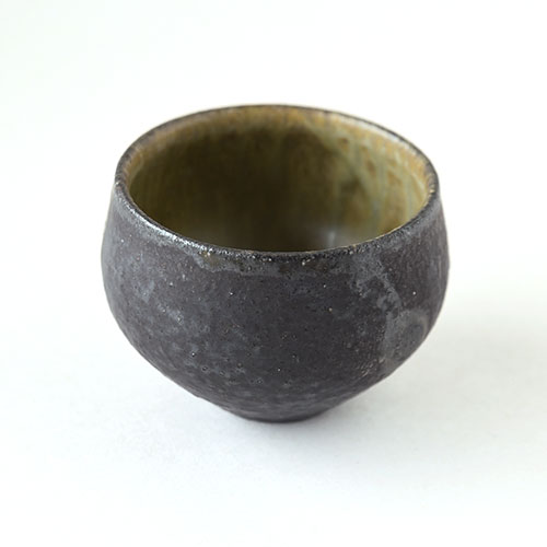 灰釉 ほっこり湯呑・小【陶器】／十河 隆史(T-POTTERY)