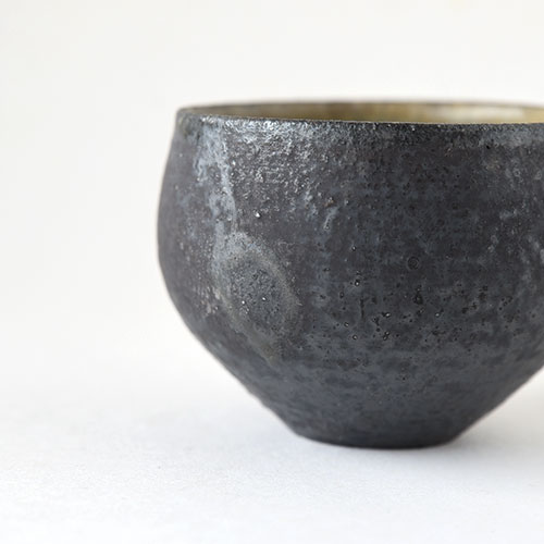 灰釉 ほっこり湯呑・小【陶器】／十河 隆史(T-POTTERY)