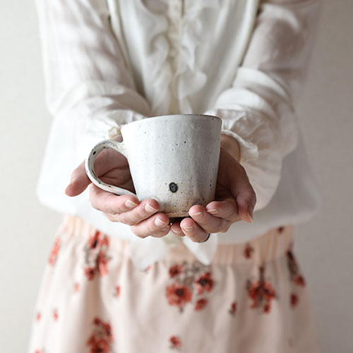 粉引 マグカップ ストレート【陶器】／十河 隆史(T-POTTERY)｜手しごと
