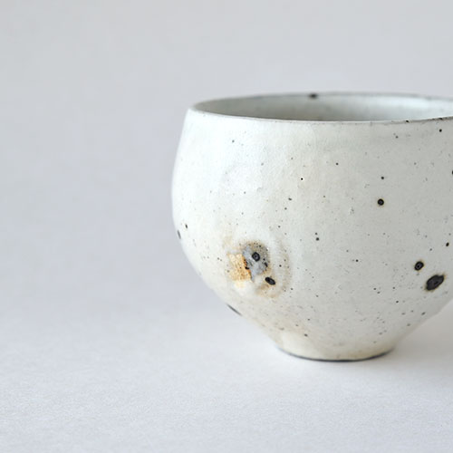 粉引 ほっこり湯呑・中【陶器】／十河 隆史