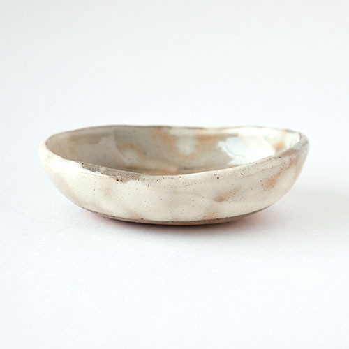 朱粉引き 楕円小鉢／亀井 紀子(陶工房 もちの木)