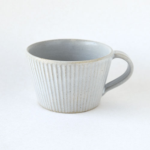 マグカップ(陶器・しのぎ マットホワイト)／森永 淳俊