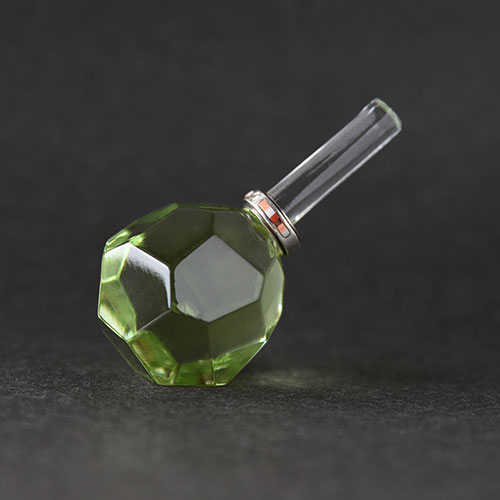 orest・薄緑(リングレスト)／時澤真美