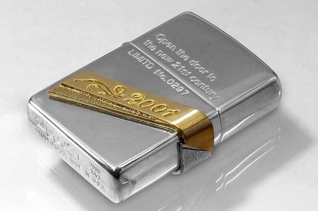 Zippo ジッポー 絶版・2000年製造 新世紀記念 Light up the new 21st century Limited Edition No.0297