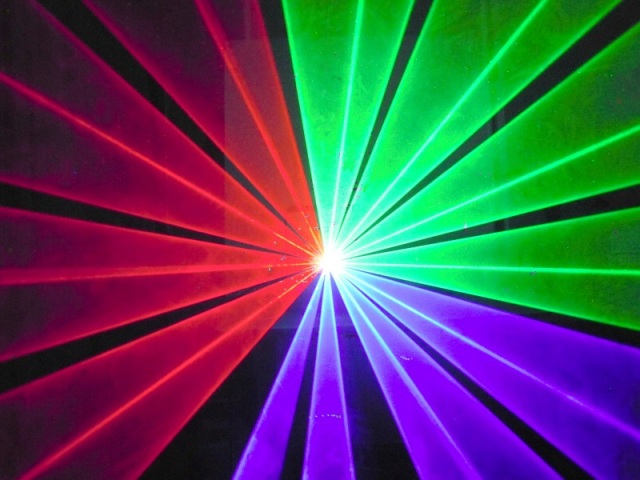 高性能光学式スキャナー搭載 ハイパワー5Wフルカラーレーザーライト