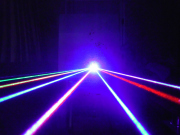 [新製品]初心者の方におススメ 超小型 RGB 7カラーレーザーライト（レーザービーム）1000mw ワイヤレスリモコン付 DMX対応