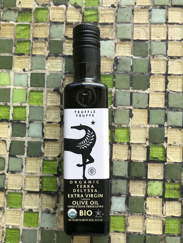 (特別価格) テラデリッサ オーガニック エクストラヴァージン オリーブオイル (トリュフ) (250ml)