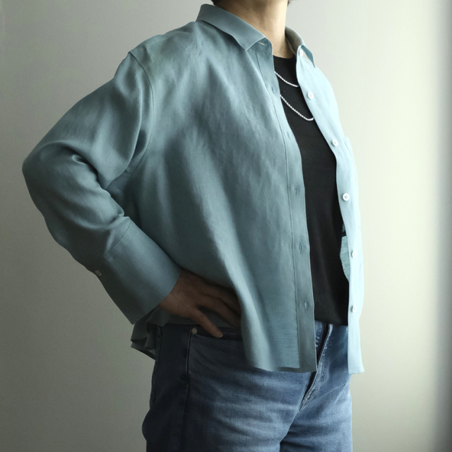 シャツブラウス