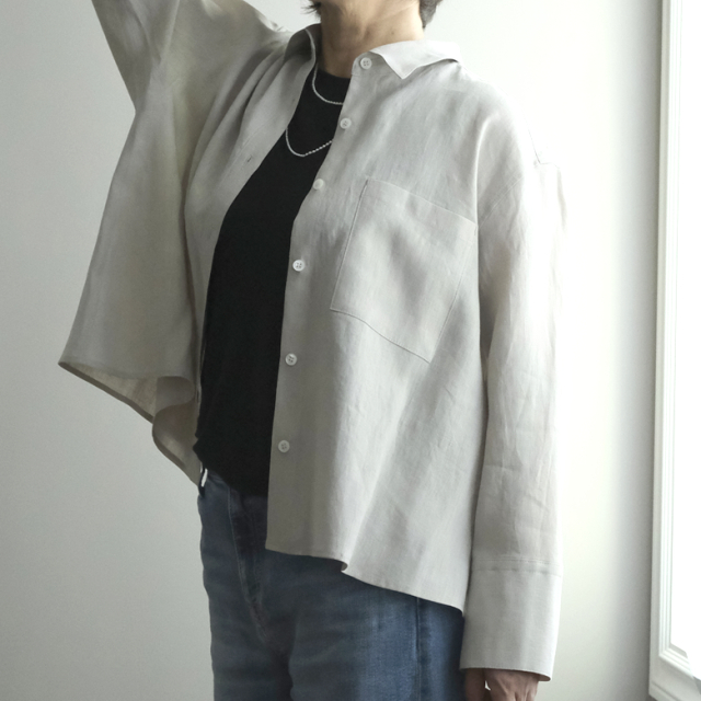 シャツブラウス