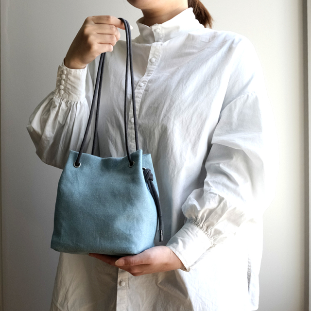 リネン ドローストリングバッグ スクエアタイプ ポーチ