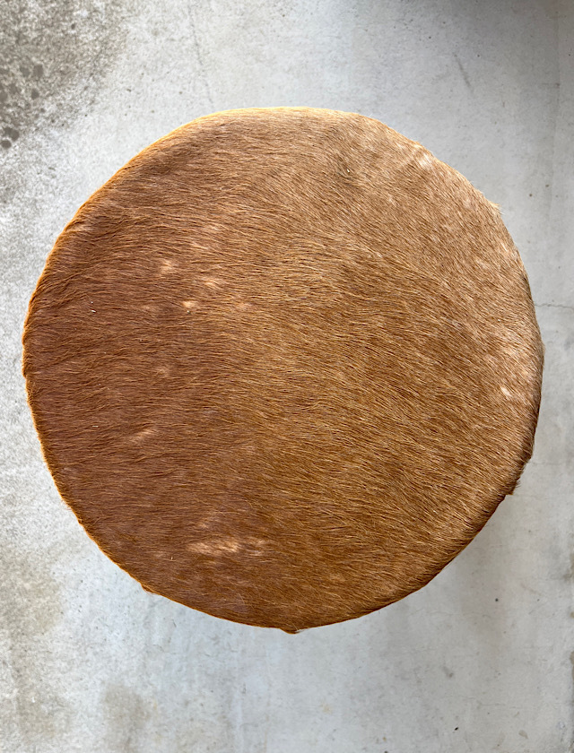 アカ族の椅子L2