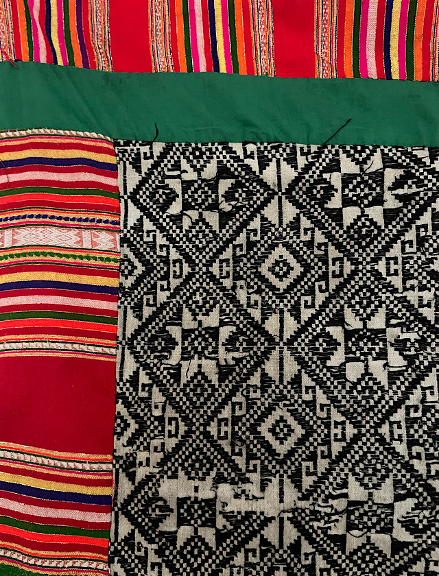 タイル族ブランケット3-2