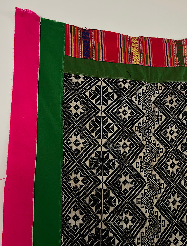 タイル族ブランケット4-2