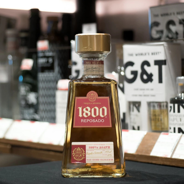 クエルボ 1800 レポサド 40/750[783][並行輸入]箱なし(100783)