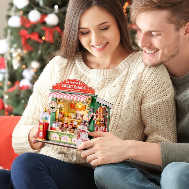 ROBOTIME DIYミニチュアハウスキット クリスマス・キャンディ