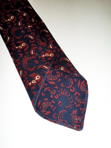Bleecker Wool Paisley Vintage Narrow Tie / Navy / Burgundy / White