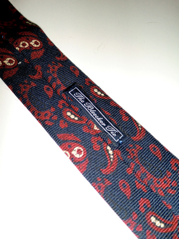 Bleecker Wool Paisley Vintage Narrow Tie / Navy / Burgundy / White