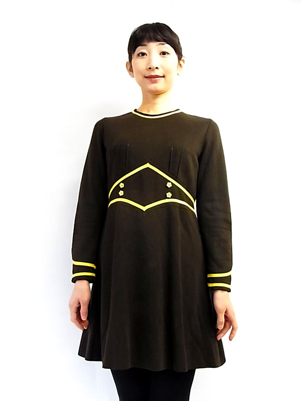 【レトロポップ】フランス買付　レトロポップ　花柄ボタン　ヴィンテージ　ワンピース 【ヨーロッパ古着】