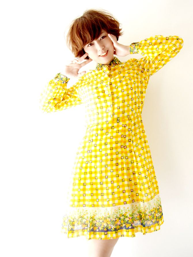 ロンドン買い付け　６０年代製　黄・白 ブロックチェック・花柄　 ヴィンテージ　ワンピース :　13BS105